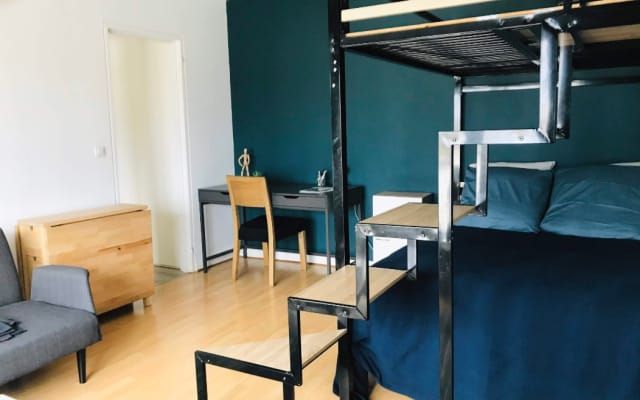 Charming bright apartment in Reims