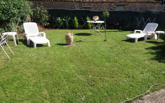 Urlaub im Grünen in einem floralen und gemütlichen Haus