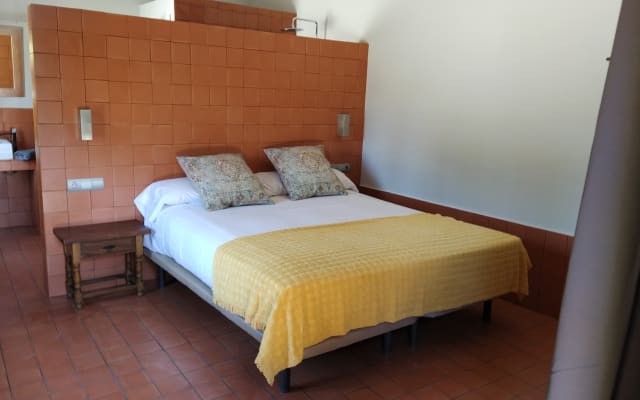 P Farmhouse bed & breakfast perto da praia com piscina. Entrada privada.