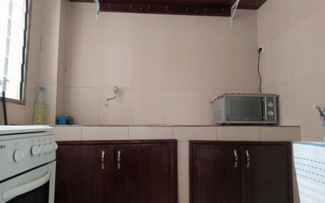 Bel Appartement Meublé de 2 chambres salon à Sicap, Mermoz VDN à Dakar - Photo 15