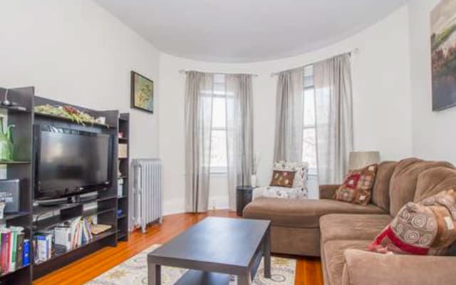 Top-Floor Furnished Apartment with Natural Light