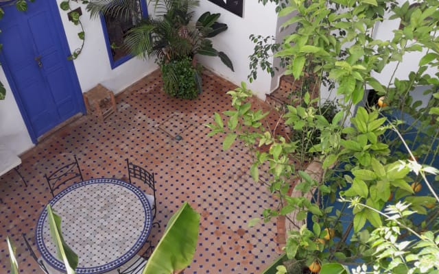 Chambre d'hôtes dans un magnifique Riad authentique dans la Médina de Marrakech - Photo 5