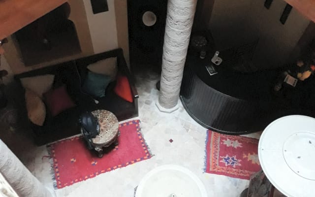 Pernottamento e prima colazione in 1 Riad autentico / Vista mare...