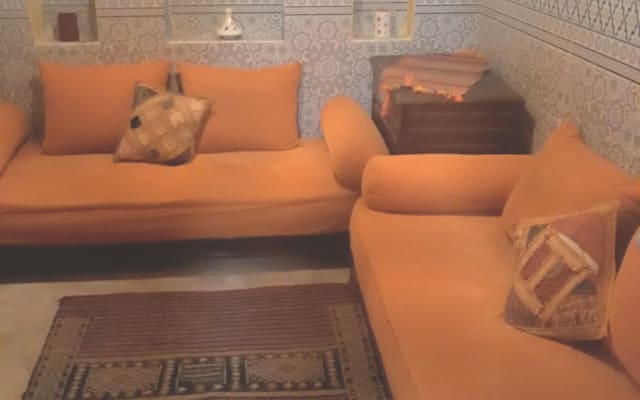 Pernottamento e prima colazione in 1 Riad autentico / Vista mare...