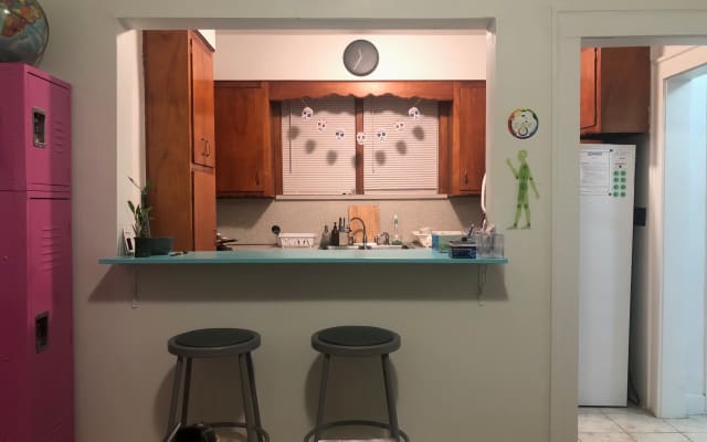 Gay Friendly Habitación de alquiler cerca del aeropuerto de Newark