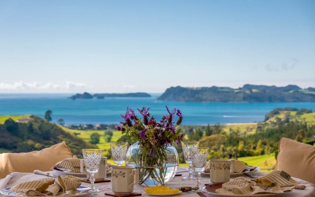 Bayview Valley Lodge, Tui Suite Gay Owned & Hosted with Ocean Views - Picture 19
