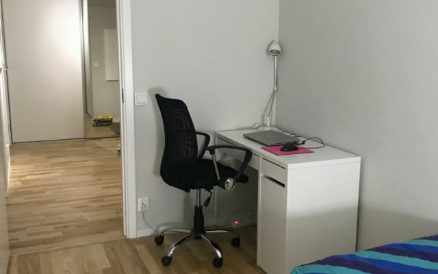 Quarto privado num apartamento Göteborg