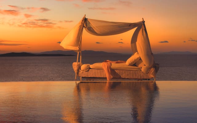 Mykonos Calypso Sunset Luxury Villa Pool-kite surf-yoga