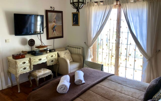 Villa Gay des Cèdres Esprit, jardin et piscine privée