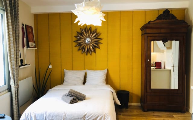 Studio chaleureux climatisé