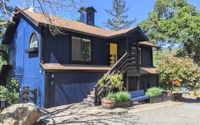 Asti Ridge Ranch - Privates Cottage mit einem Schlafzimmer