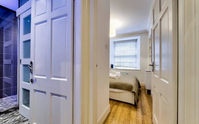 West End Boutique Apartment, William Street