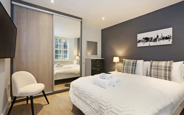 Modern 3 bedroom Apartment, West End