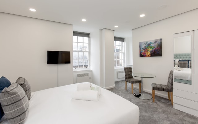 Modern Studio next to Edinburgh Castle