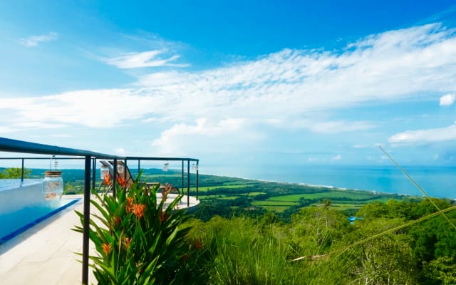 Mountain/Jungle Retreat with Panoramic Ocean Views, Apartment Only