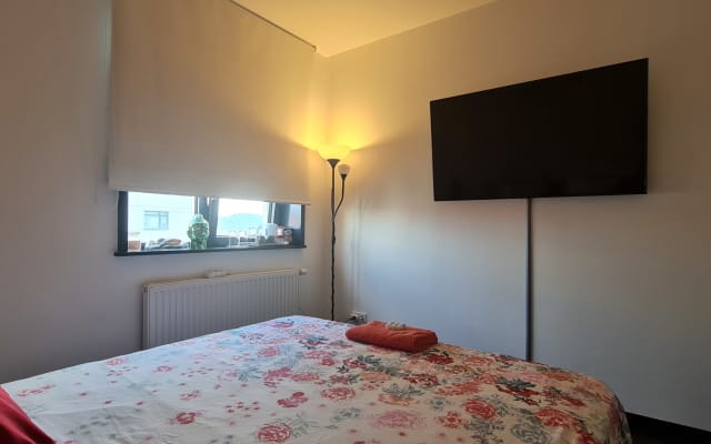 Modernes & gemütliches Zimmer in einem gehobenen & städtischen Viertel