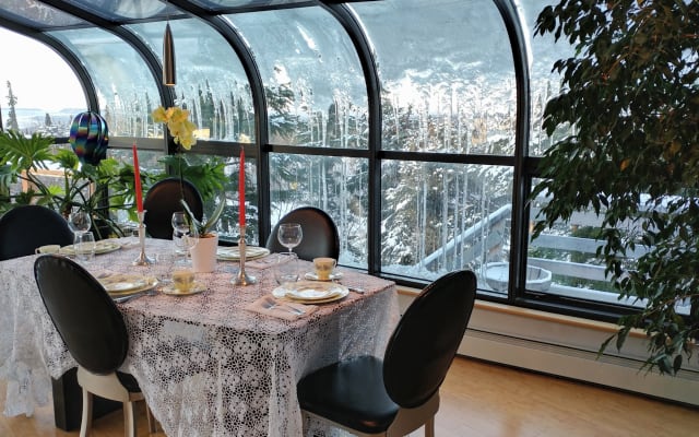 Modernes Haus ~ Atemberaubende Aussicht - Zwei Schlafzimmer
