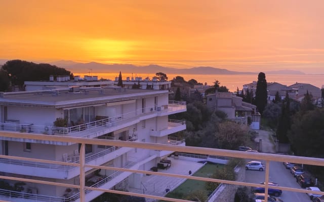 Zimmer im Appartement mit herrlichem Blick auf das Meer