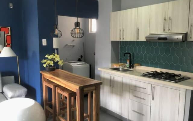 Tolle Ein-Zimmer-Wohnung/Hermoso apartaestudio