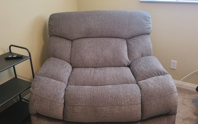 Camera privata molto accogliente con tutti i comfort di casa.