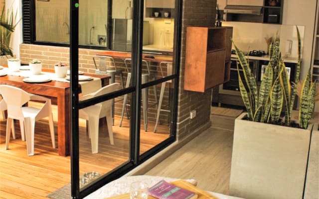 Boho-Loft mit eigener Terrasse in der Nähe der Zona T