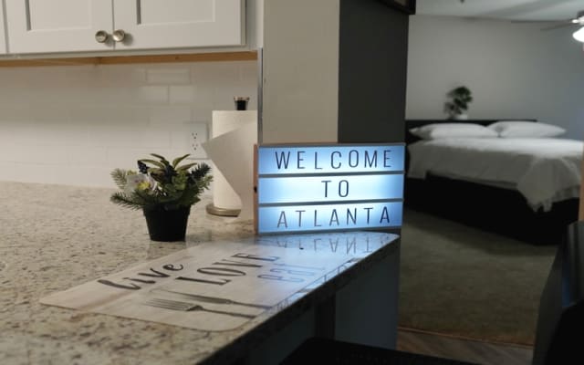 Luxury Private Room W/Bath Buckhead/Brookhaven