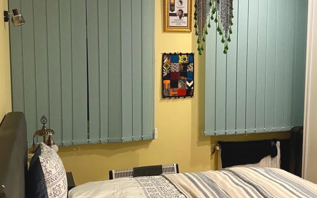 Apartamento privado com um quarto no centro de Riga