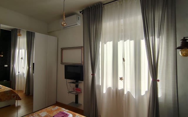 Alquilar una habitación doble en un piso compartido conmigo - Foto 8