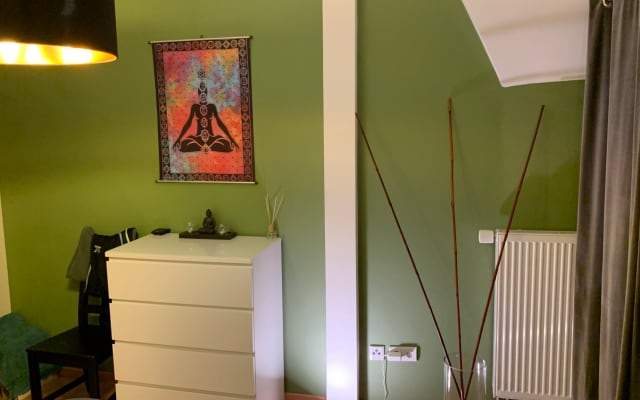 Quarto acolhedor no sótão perto do centro