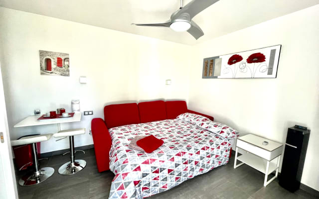 STUDIO comfortable 50 meters from YUMBO