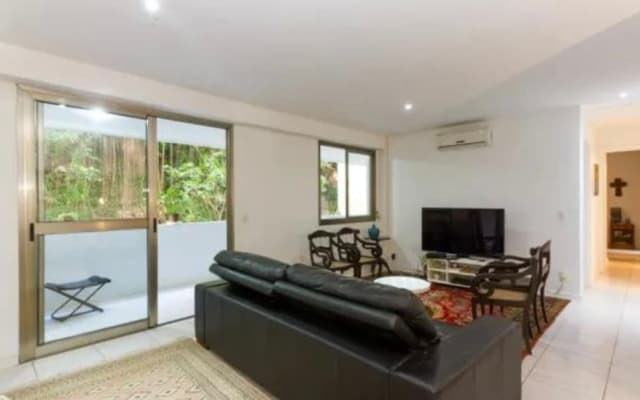 Luxury beautiful apartment with a view of the green