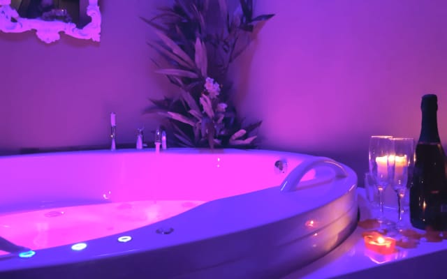 Loft with Jacuzzi  - Picture 8