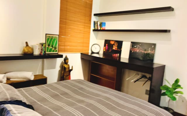 Room In Fully Furnished 3 bedroom, 2 bathroom apartment with Sauna - 2 - Picture 3