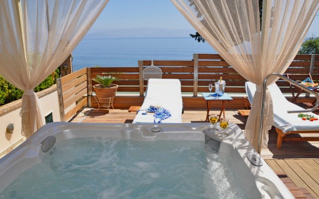 Romantische Villa mit Blick auf das endlose Blau - Foto 16