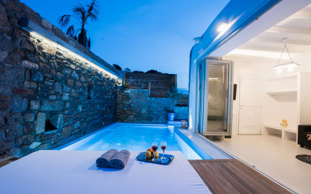 Suite Deluxe con piscina exterior privada