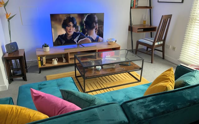 2 Bedroom Flat in Tulse Hill with parking (one car)