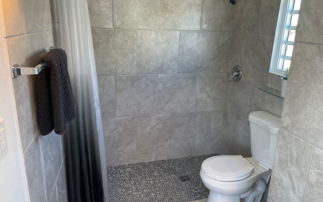 Hübsche 2-Schlafzimmer-Wohnung mit privater Terrasse - Foto 14