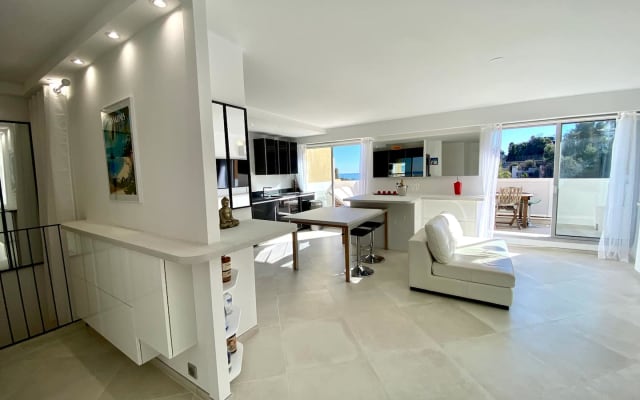 Luxuriöse Wohnung - 3 Zimmer mit Meerblick, Pool und Tennisplatz