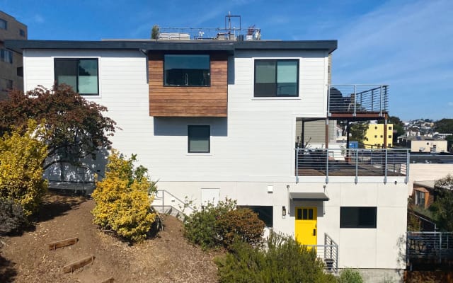 New Bernal Heights Garden Apartment with Bay Views