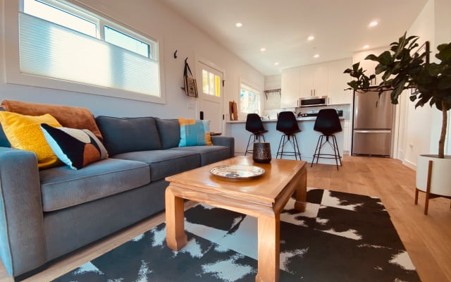 New Bernal Heights Garden Apartment with Bay Views