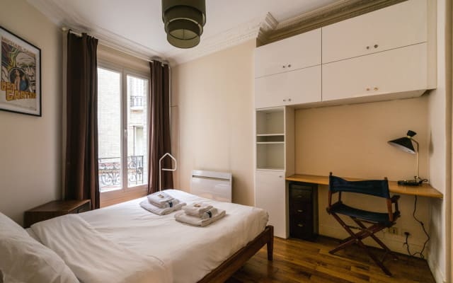 2/3-room Haussmann apartment Convention