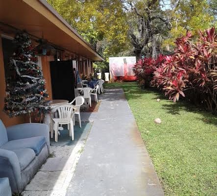 APARTMENT #2 IN DUPLEX HOUSE (from 1 to 8 people). PARKING, WI-FI - Picture 8