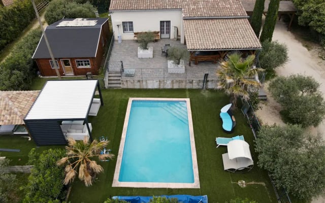 Moradia a 3mn de Uzès, com piscina e ginásio