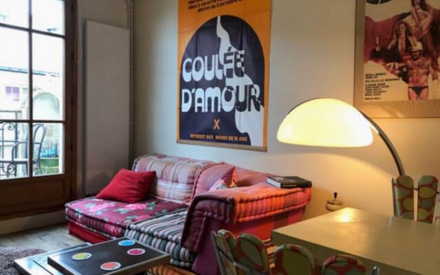 Bohemian and vintage with balcony in Gambetta