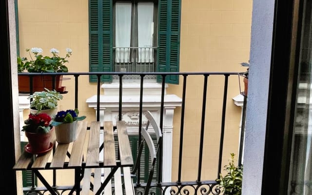 Renovated apartment in the heart of Malasaña and next to Chueca.