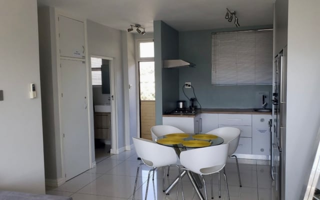 La Ballito ~ Walking distance from the beach.