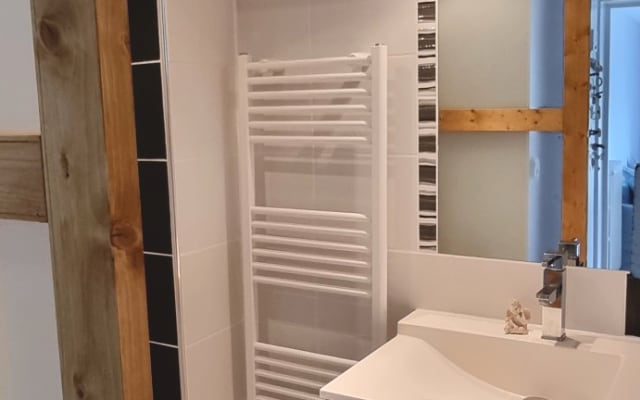 Cyprès des Étoiles – Refuge friendly avec piscine & sérénité