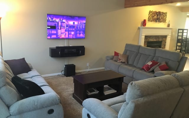 Privates Schlafzimmer (obere Etage) mit Whirlpool in SLC - Foto 8