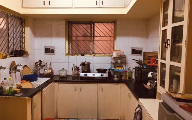 Acogedora habitación privada en el corazón de Bengaluru