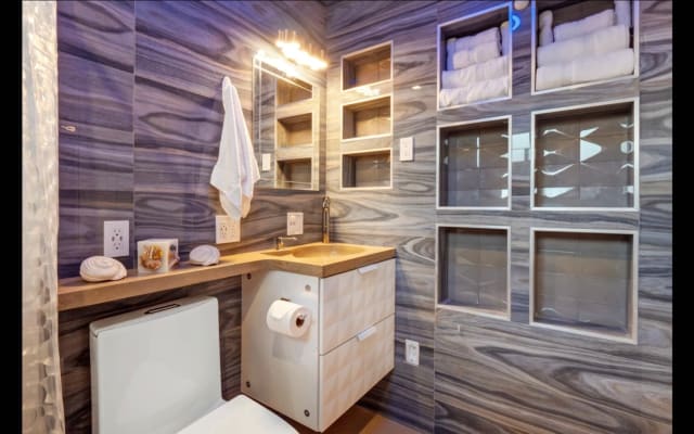 5   LUXURIOUS/SANITIZED/FAMILY BEACH SUITE, PARKING, STEPS2OCEAN - Picture 11